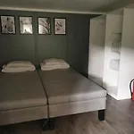 Hybel I Naerheten Av Dyreparken/hamresanden 아파트
