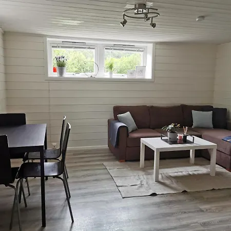 Hybel I Naerheten Av Dyreparken/hamresanden Appartamento Kristiansand