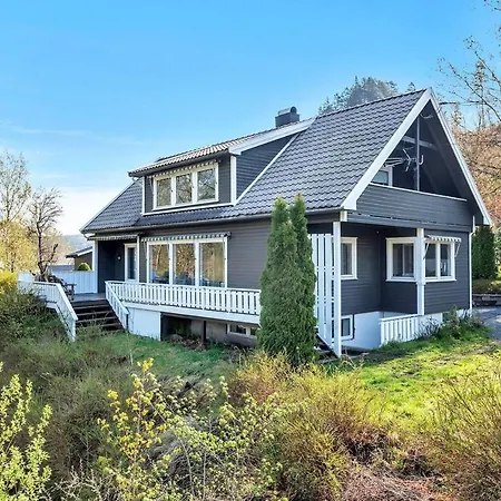 Hybel I Naerheten Av Dyreparken/hamresanden Apartmán *