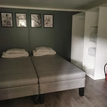 Hybel I Naerheten Av Dyreparken/hamresanden Apartmán